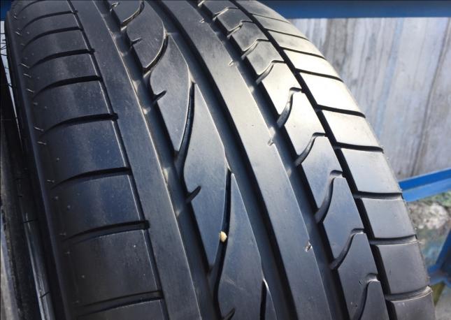 215/40R18 89W Bridgestone potenza Re050a пара