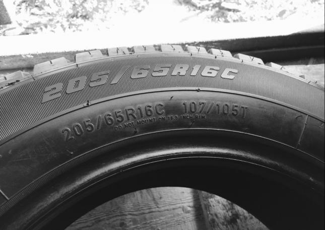 Goodyear Cargo G26 205/65R16C-ка комплект или пару