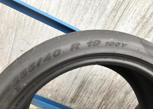 255 40 19 Pirelli p.zero 4шт