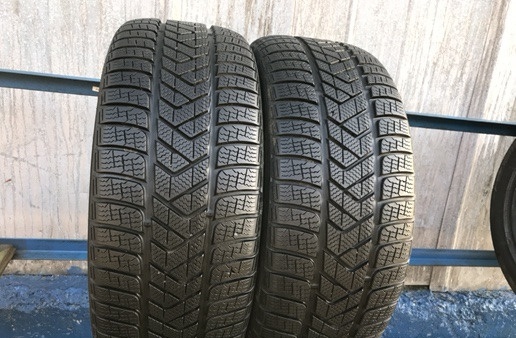 245/45/19 Pirelli Winter Sottozero 3