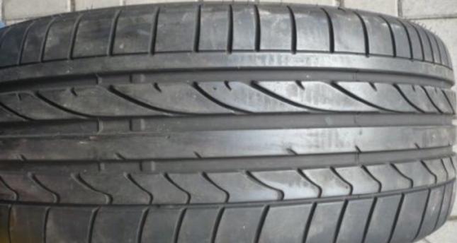 235 45 18 Bridgestone potenza re050a пара