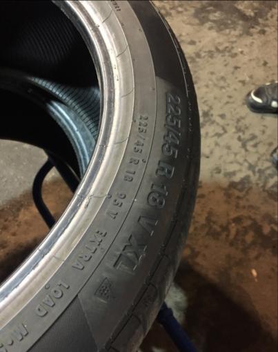 225/45R18 96V XL Continental winter contact TS850P