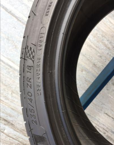 Michelin pilot sport 4 две штуки 235/40R18 95W