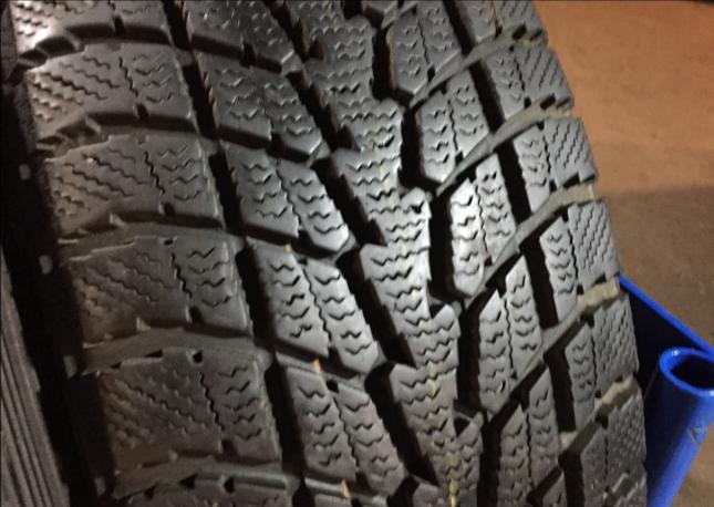 215/60R16 95Q Toyo Tranpath S1 две штуки wgr1