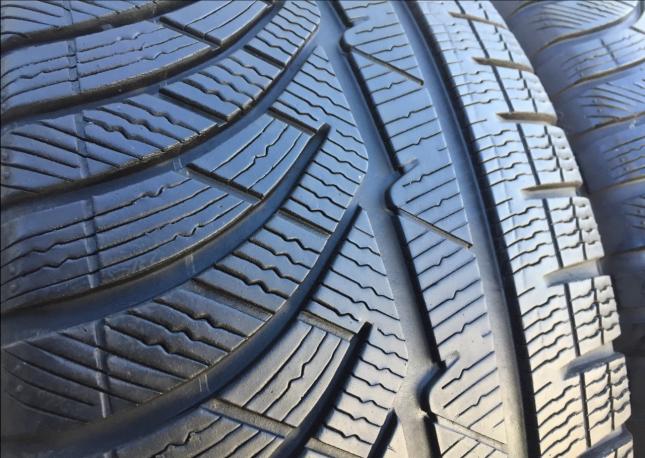 235/55R17 103H Michelin pilot Alpin PA4 Комплект