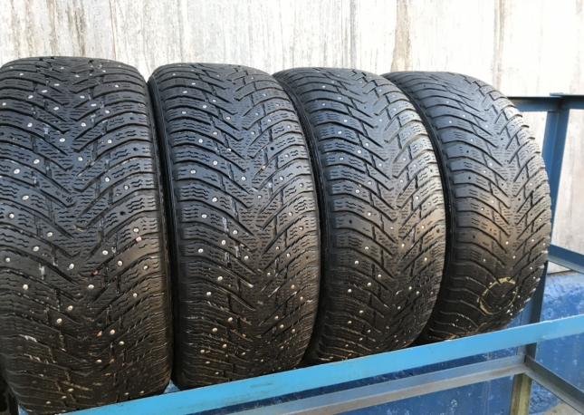 225/50/17 Nokian Hakkapeliitta 8 Runflat 4шт