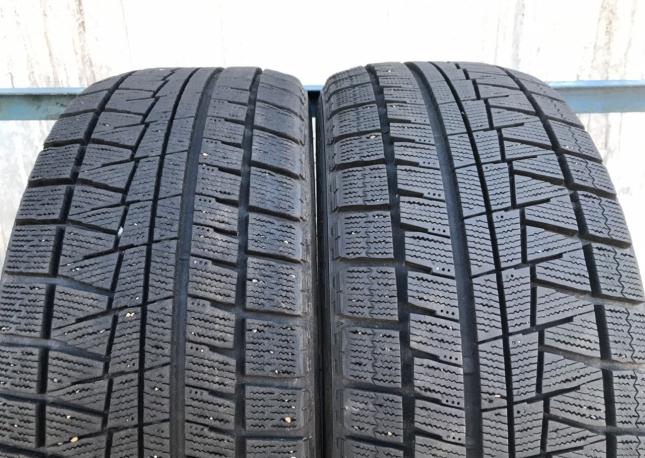 255 40 17 Bridgestone Blizzak revo gz