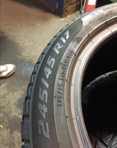 245/45R17 99V Pirelli sottoZero3 Комплект