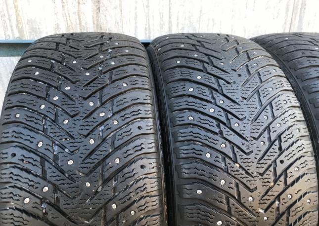 225 50 17 Nokian Hakkapeliitta 8 Runflat 4шт