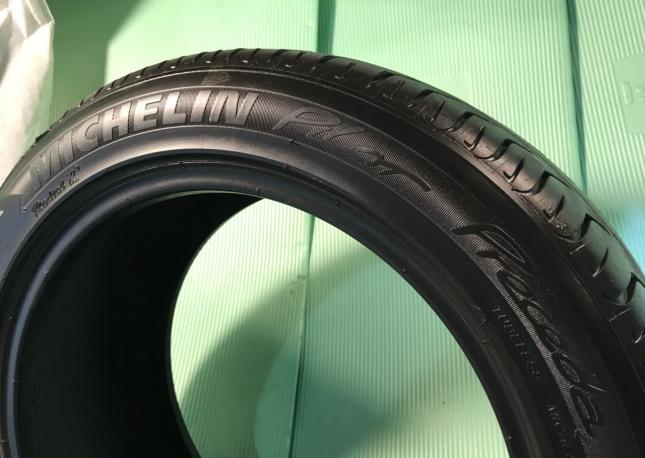 245/45 R17 Michelin Pilot preseda