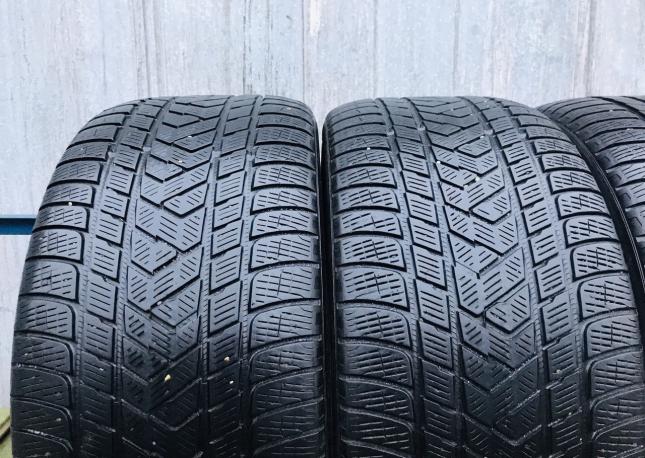 295/40/21 Pirelli Scorpion Winter