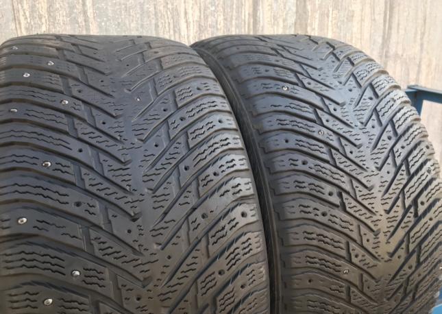 285 40 19 Nokian Hakkapeliitta 8