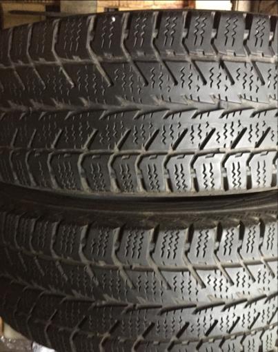 195/65R16C - шка две штуки Uniroyal snow max2