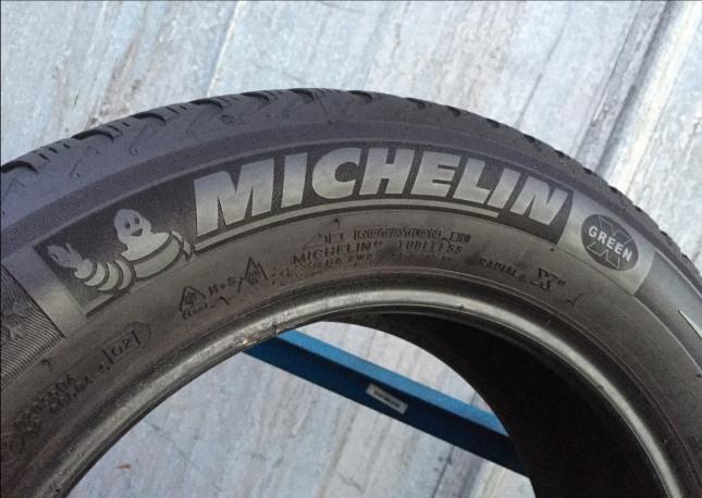 Зимние 205/60R16 92H Michelin Alpin A4 две штуки