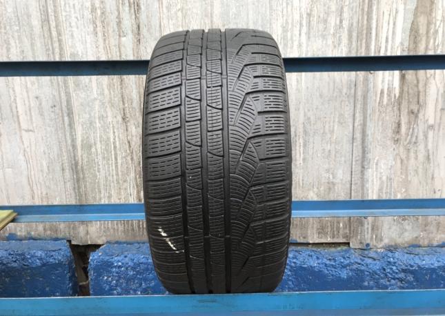 255/40/18 Pirelli Winter Sottozero 2