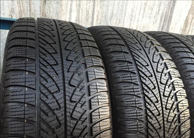 215/50R17 95V Goodyear ulitra Grip 8 Комплект