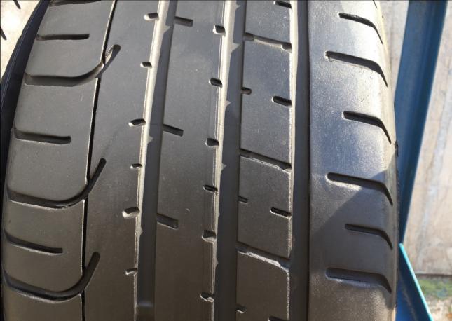 Pirelli Pzero две штуки 225 40 ZR18 94Y