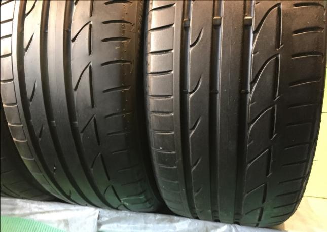 225/35R18 Bridgestone potenza S 001 можно два