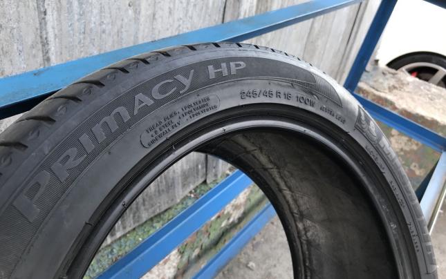 245 45 18 Michelin primasy hp 2шт