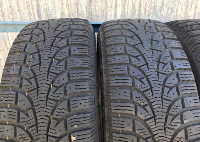 215/55/16 Pirelli Winter Carving z