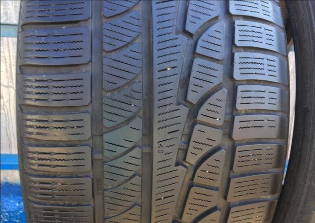 Зима 295/30R22 103V Nokian WR J2 две штуки