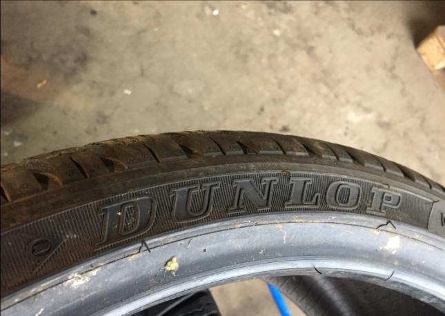 255/30R19 91W Dunlop winter sport 3D две штуки