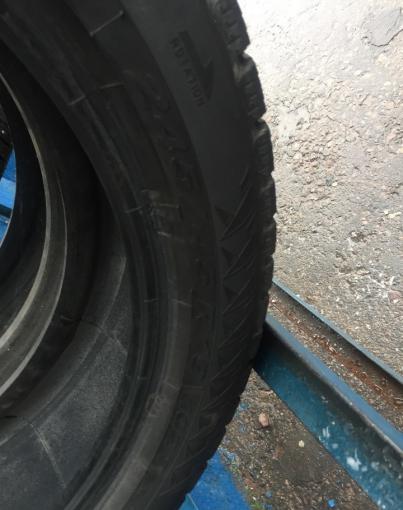 Run Flat 245/45R19 102T Pirelli Winter Carving 2шт