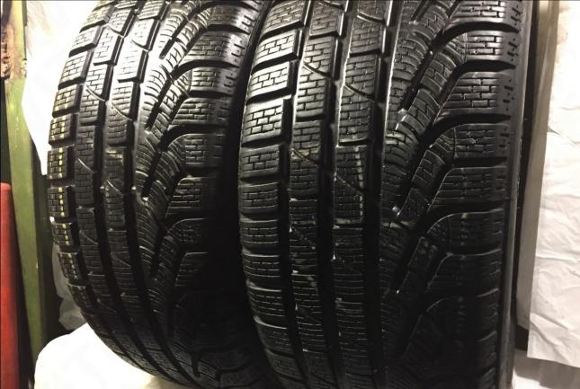 Шины 235 45 R17 Pirelli sottoZero winter 210 пара