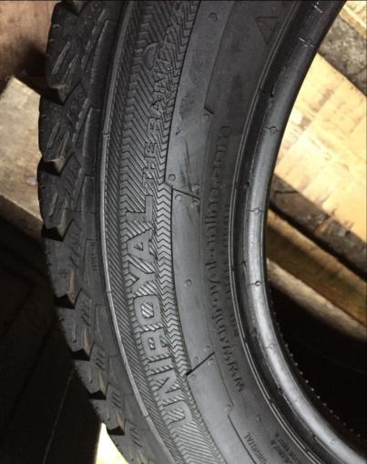 195/65R16C - шка две штуки Uniroyal snow max2