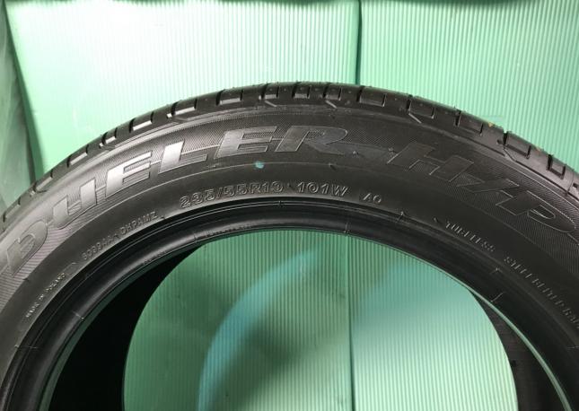 235 55 19 Bridgestone Dueller hp sport