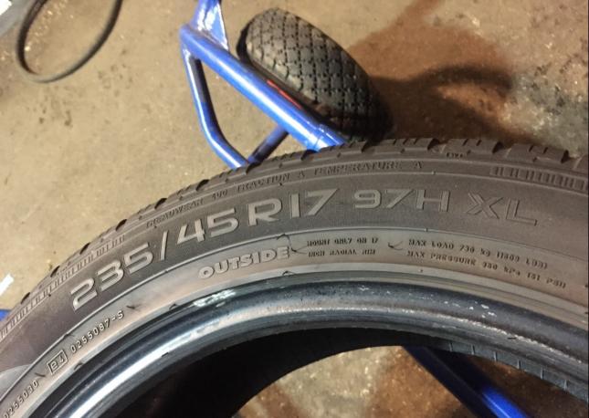 235/45R17 97H Nokian WR A3 Комплект