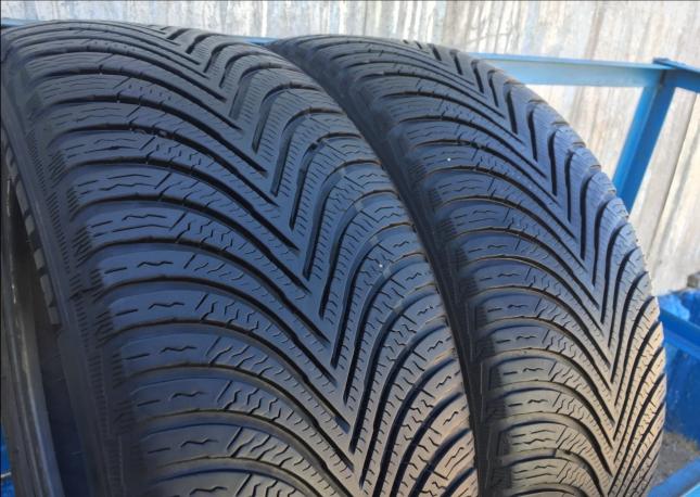 205/50R17 93 Н Michelin Alpin 5 две штуки