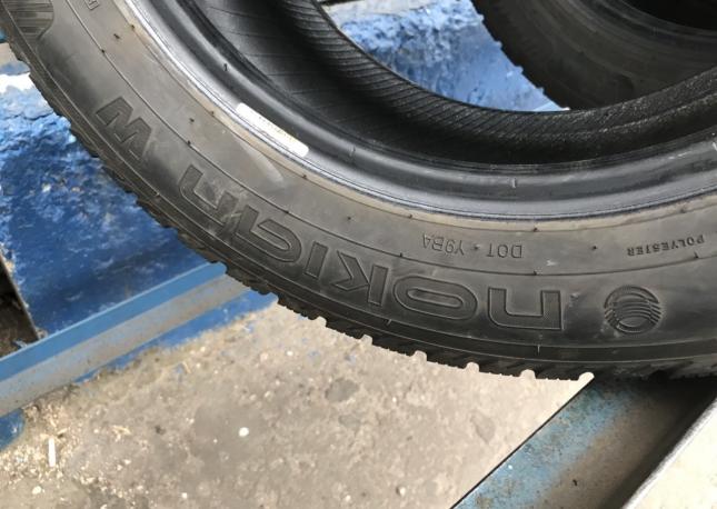 Зимние шины 215 55 16 Nokian W plus