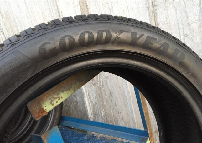 215/50R17 95V Goodyear ulitra Grip 8 Комплект