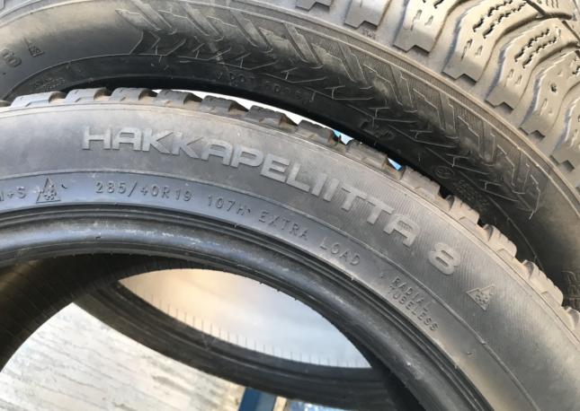 285 40 19 Nokian Hakkapeliitta 8