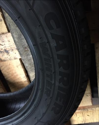 215/65R16C - шка Pirelli Carrier winter две штуки