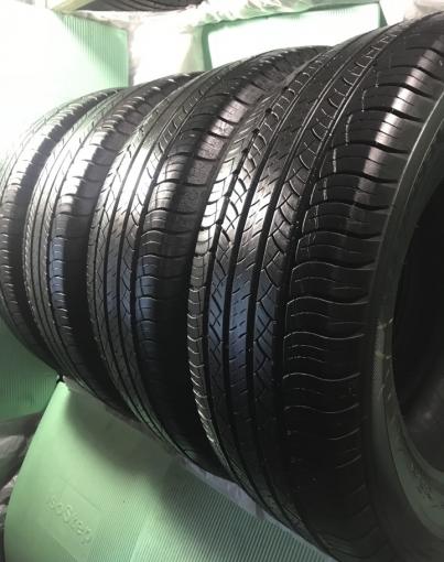 235 65 R17 Michelin Tour HP