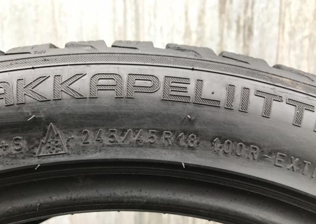 245 45 18 Nokian Hakkapeliitta R2 Runflat 245/45/1