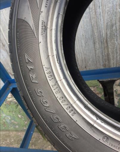 235/65R17 108v Pirelli scorpion Verde две штуки