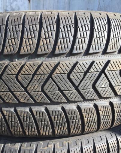 245/45R20 103V Pirelli scorpion winter две штуки