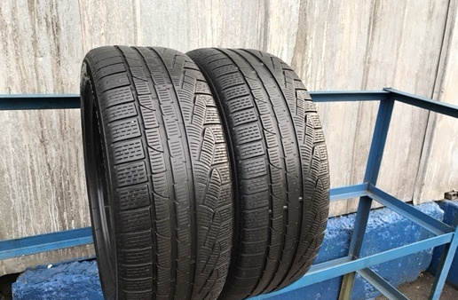 245/45/19 Pirelli Winter Sottozero 2 Runflat