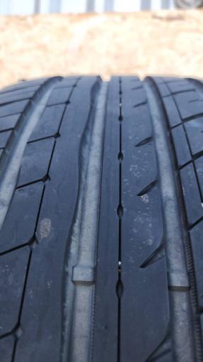 255/35 R20 RoadX RXMotion U11 летние