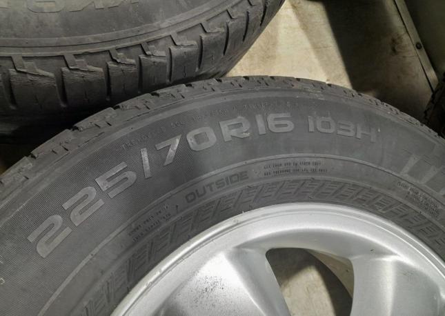 Nokian Tyres Hakka Black 2 225/70 R16 103H