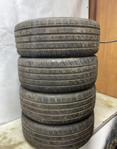 Колеса комплект Kia 225/55 R17