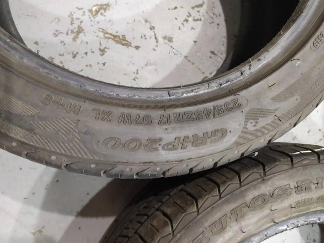 Разноширокие Шины R17  Autogrip 200