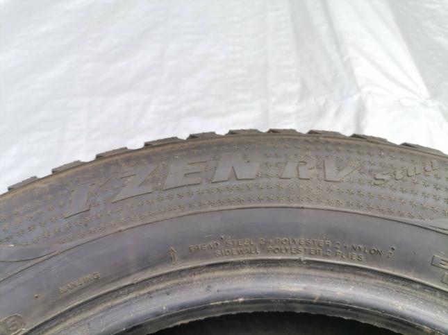 Шины Kumho IZEN RV stud 235/55 R17