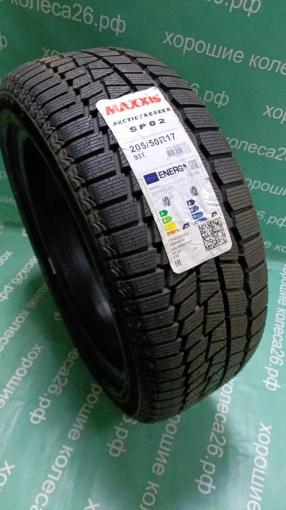 205/50 R17 Maxxis SP02 Arctic Trekker зимние нешипованные