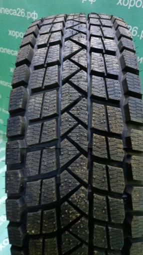 215/70 R16 Maxxis SS-01 Presa SUV зимние шипованные