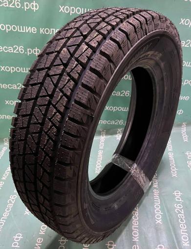 235/65 R17 Headway HW507 зимние нешипованные