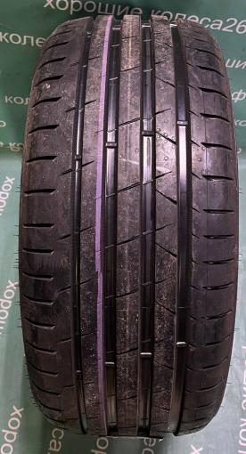 225/40 R18 Nokian Tyres Hakka Black 2 летние